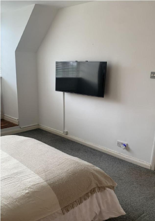 Wandsworth, South London Deluxe King Room 4 エクステリア 写真